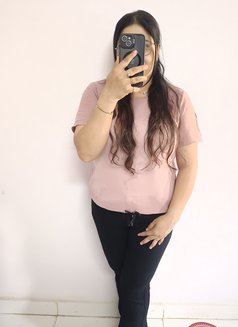 (✧Aditi Real Meet Cam independent ✧) - puta in Mumbai Photo 3 of 4