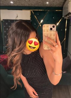 Aditi Sharma - escort in Dubai Photo 3 of 6