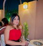Aditi Sharma - puta in Mumbai Photo 1 of 2