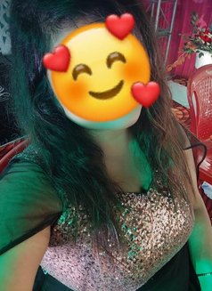 Aditi Singh - escort in Bangalore Photo 2 of 2
