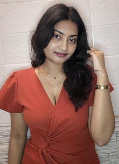 I'm independent Aditi Singh❤ No Adv% - puta in Bangalore Photo 4 of 4
