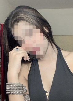 Aditi Thakur 21(independent ) - escort in Mumbai Photo 1 of 10