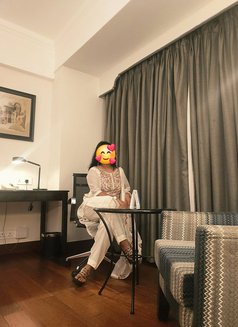 Aditi true gf anal queen - puta in New Delhi Photo 8 of 8