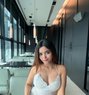 Aditi Your Seductive Companion - puta in Sharjah Photo 2 of 8