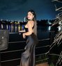 Aditi Indian - puta in Dubai Photo 3 of 5