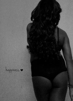 Aditiworld - Transsexual escort in New Delhi Photo 4 of 6