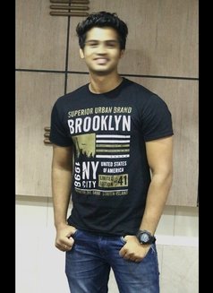 Aditya Desai - Male escort in Mumbai Photo 2 of 3