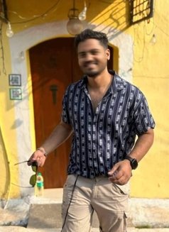 Aditya Desai - Male escort in Mumbai Photo 3 of 3