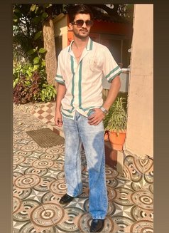 Aditya - Male escort in Bangalore Photo 2 of 5