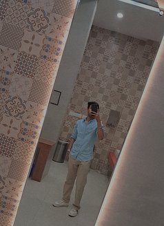 Aditya - Male escort in Bangalore Photo 2 of 4