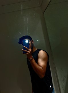 Aditya - Male escort in Bangalore Photo 4 of 4