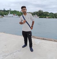 Aditya - Male escort in Kolkata