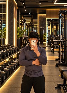 Aditya - Male escort in Kolkata Photo 2 of 4
