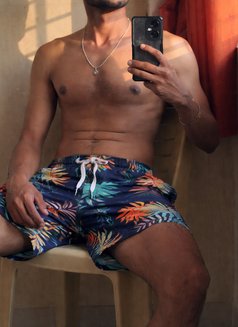 Aditya - Male escort in Pune Photo 1 of 2
