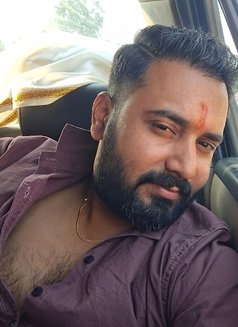 Aditya - Male escort in Mumbai Photo 2 of 2