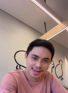 Aditya - Male escort in Bali Photo 2 of 5