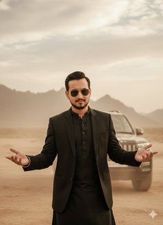 Mistress Trainer - Dominador masculino in New Delhi Photo 1 of 2