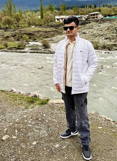 Aditya Singh - Male escort in Hyderabad Photo 3 of 3