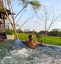 Adlann99 - Male escort in Bali