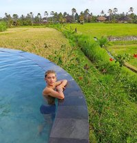 Adlann99 - Male escort in Bali