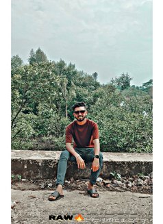 Adnan - Acompañantes masculino in Dhaka Photo 3 of 3
