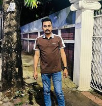 Adnan - Acompañantes masculino in Dhaka