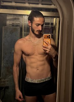 Adnano_BiXL - Male escort in İstanbul Photo 17 of 17
