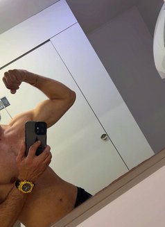 Ado01 - Male escort agency in Beirut Photo 2 of 2