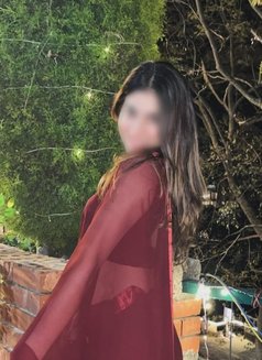 Aditi ✔✔ GFE - puta in Dubai Photo 1 of 5