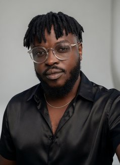 Adonis Black - Acompañantes masculino in Johannesburg Photo 1 of 5