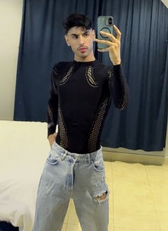 Adool - Male escort in Riyadh Photo 10 of 11