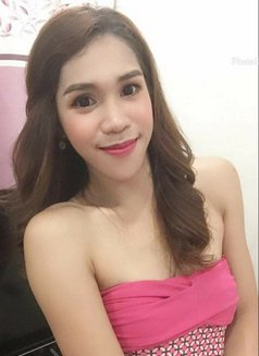 GORGEOUS TOP DOMINANT MISTRESS - Transsexual escort in Makati City Photo 1 of 24