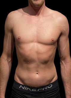 Adrian - Male escort in Eastbourne Photo 4 of 4