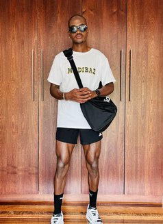 Adrian Carter - Male escort in Cape Town Photo 3 of 11