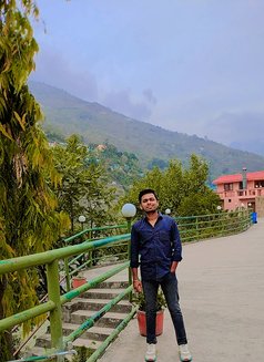 Adrian - Male escort in New Delhi Photo 3 of 5
