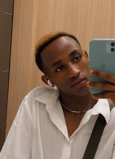 Adrian - Male escort agency in Nairobi Photo 5 of 17