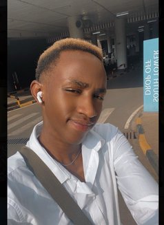 Adrian - Male escort agency in Nairobi Photo 8 of 17