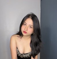 Adriana - escort in Manila