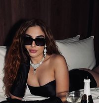Adriana - escort in Dubai Photo 1 of 13
