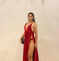 Bella - Transsexual escort in Manila