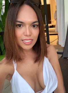 Adrianna - Transsexual escort in Bangkok Photo 11 of 12