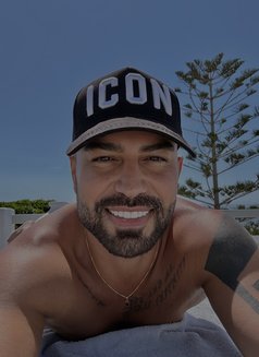 Adriano - Male escort in Athens Photo 9 of 9