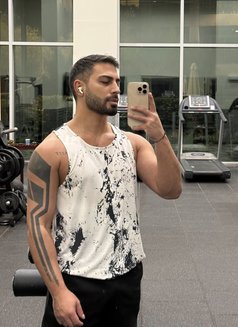 Adriano - Male escort in Dubai Photo 9 of 9