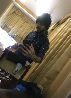 Masseur for Female - masseur in New Delhi Photo 1 of 4