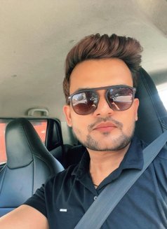 Advik - Male escort in Gurgaon Photo 1 of 6
