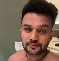 Advik - Male escort in Gurgaon Photo 4 of 9