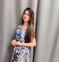 Komal - escort in Ajmān