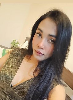 Advika - Transsexual escort in Bangalore Photo 5 of 6