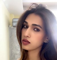 Advika - Intérprete transexual de adultos in Gurgaon