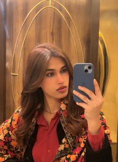 Advika - Transsexual adult performer in Gurgaon Photo 7 of 10